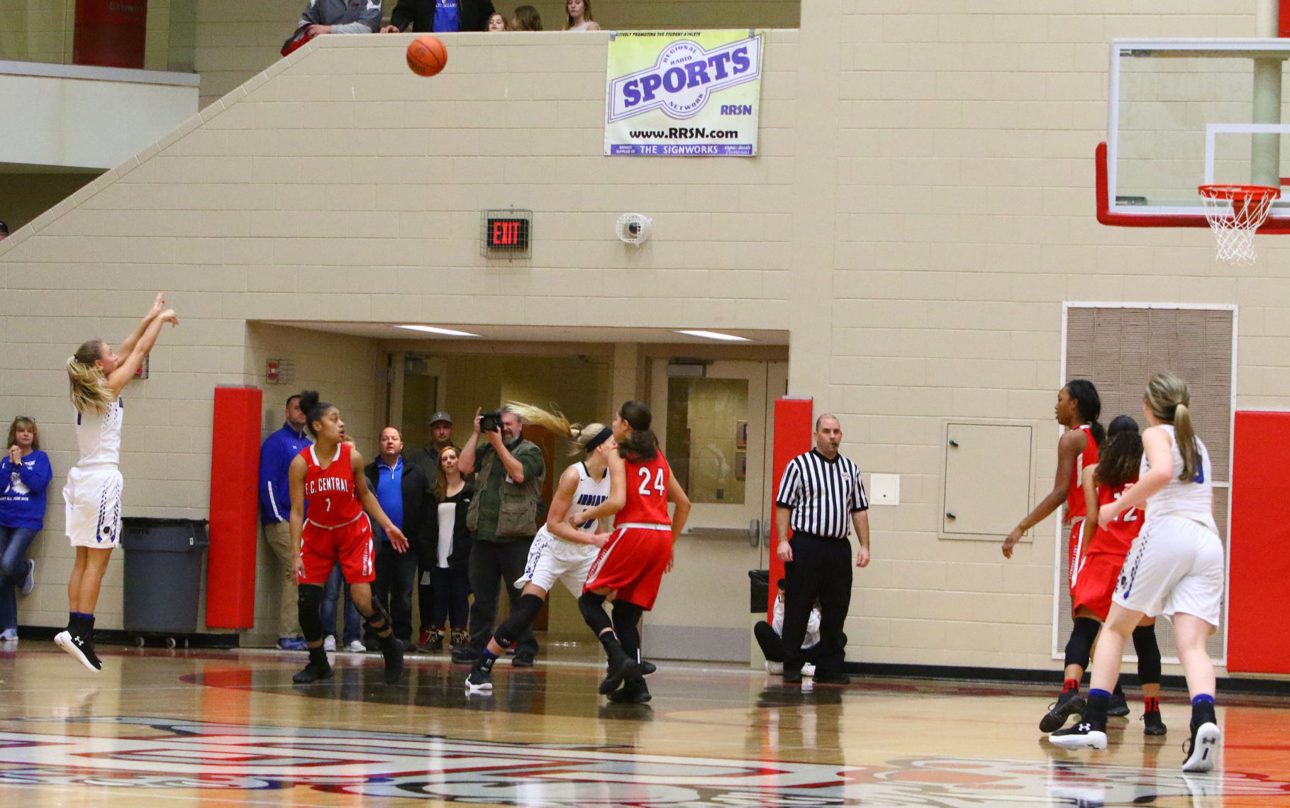 Gallery: Girls Basketball Sectional Finals - E.C. Central vs. Lake Central